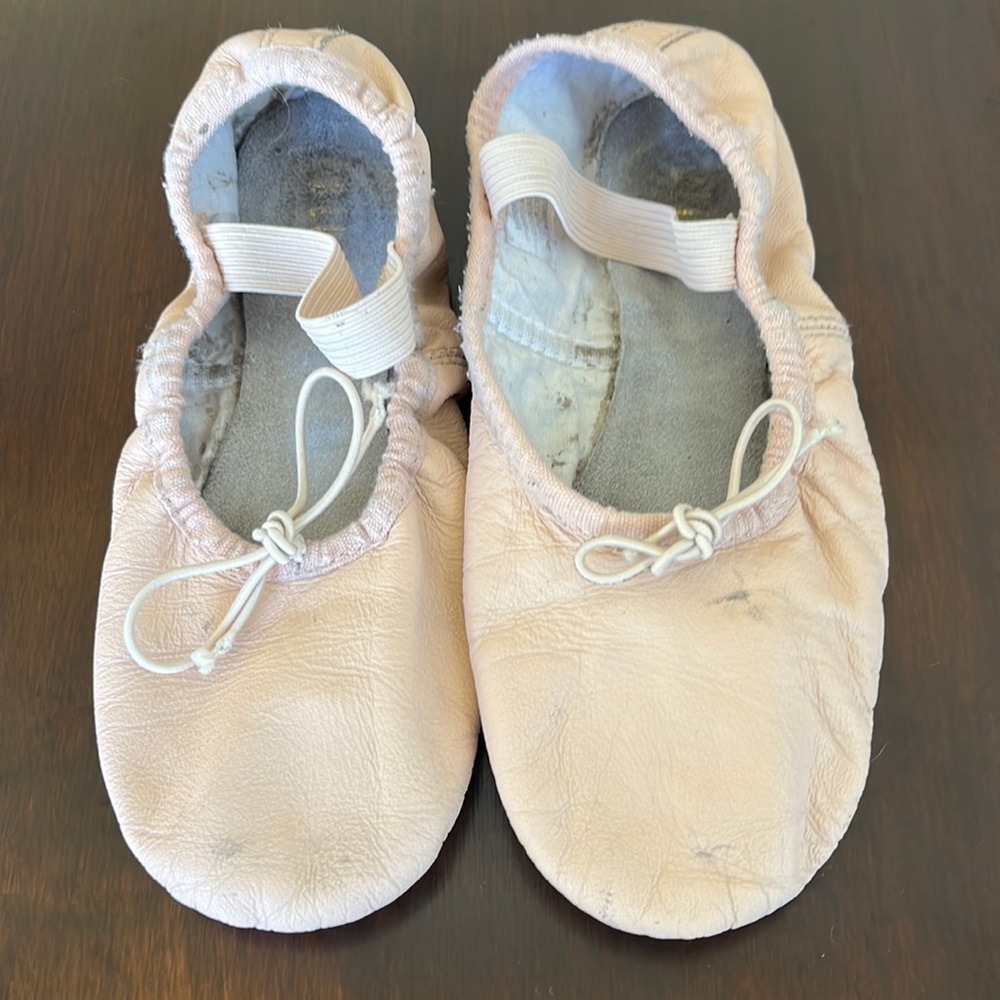 Bloch pink Full leather ballet slipper size 2.5